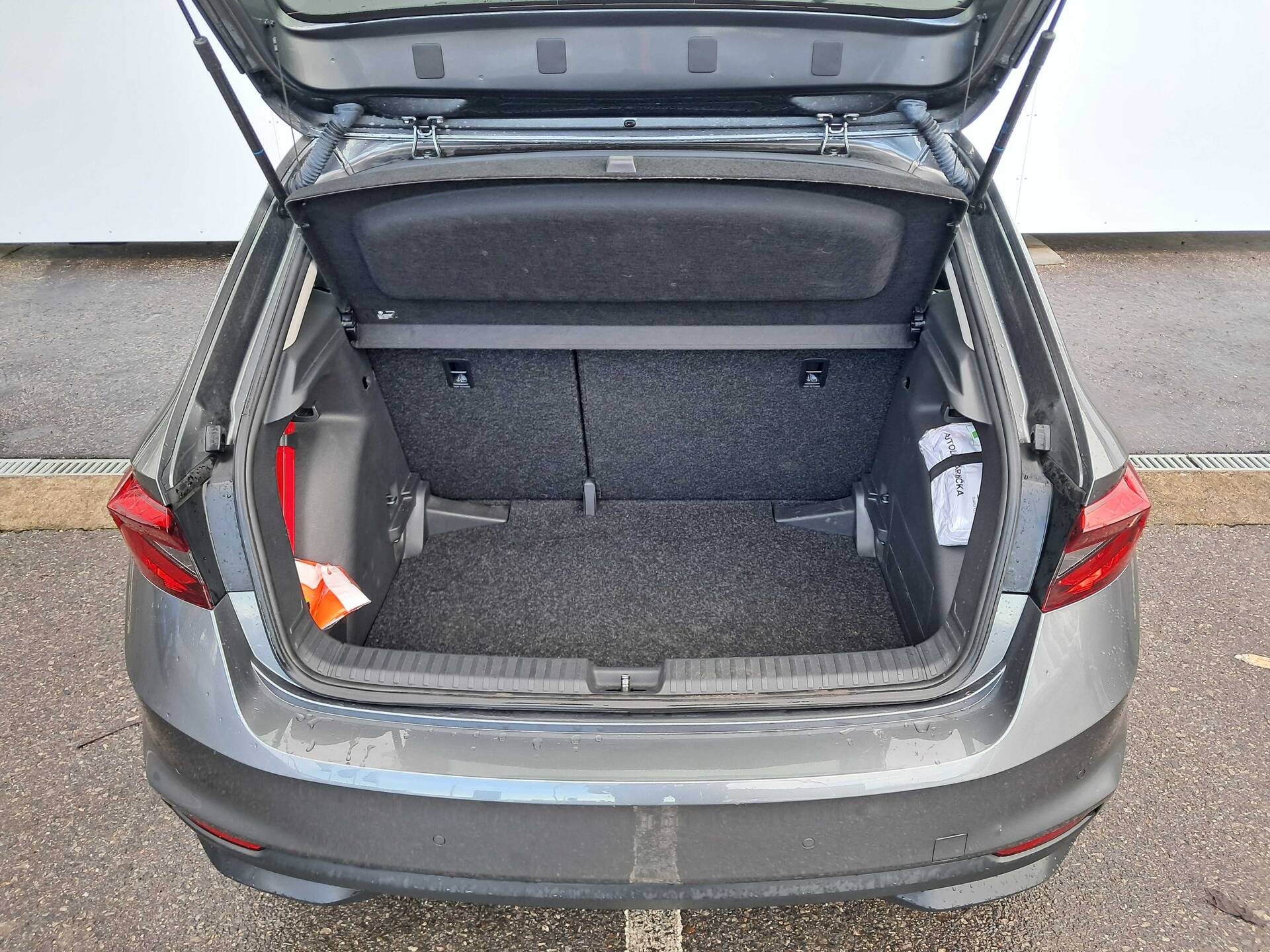 product-gallery-image