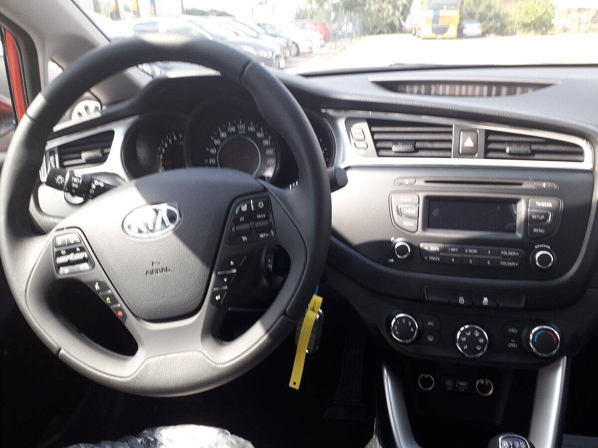 Kia Cee'd 1.4 CVVT 74 kW 
