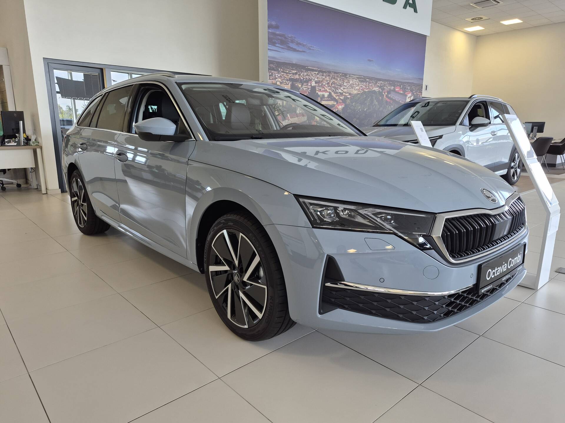Skoda Octavia Combi 1.5 TSI 110 kW 130 let Premium
