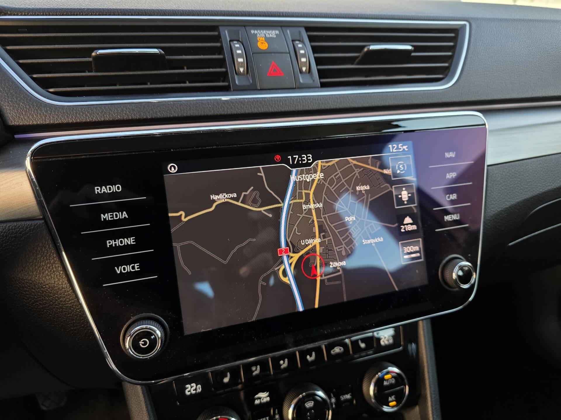 product-gallery-image