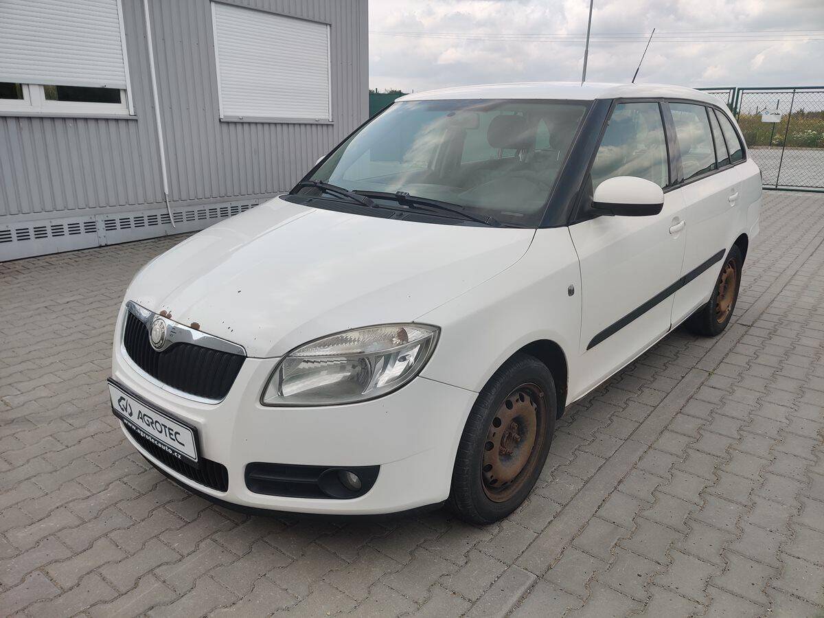 Škoda Fabia 1.2 HTP 51kW Ambiente Combi