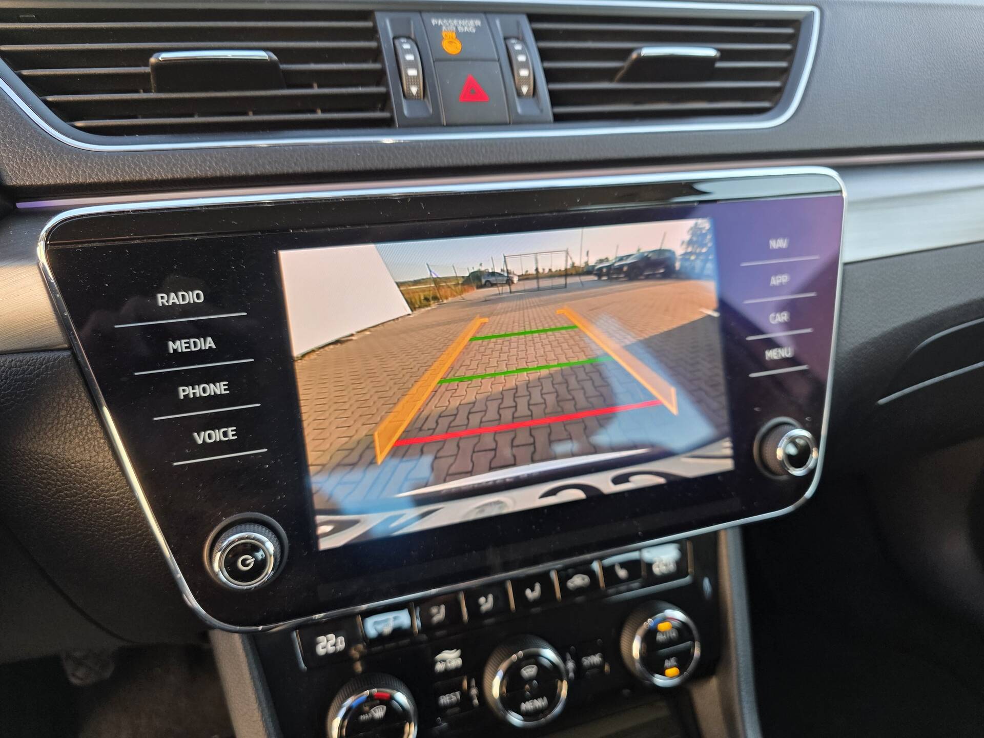 product-gallery-image