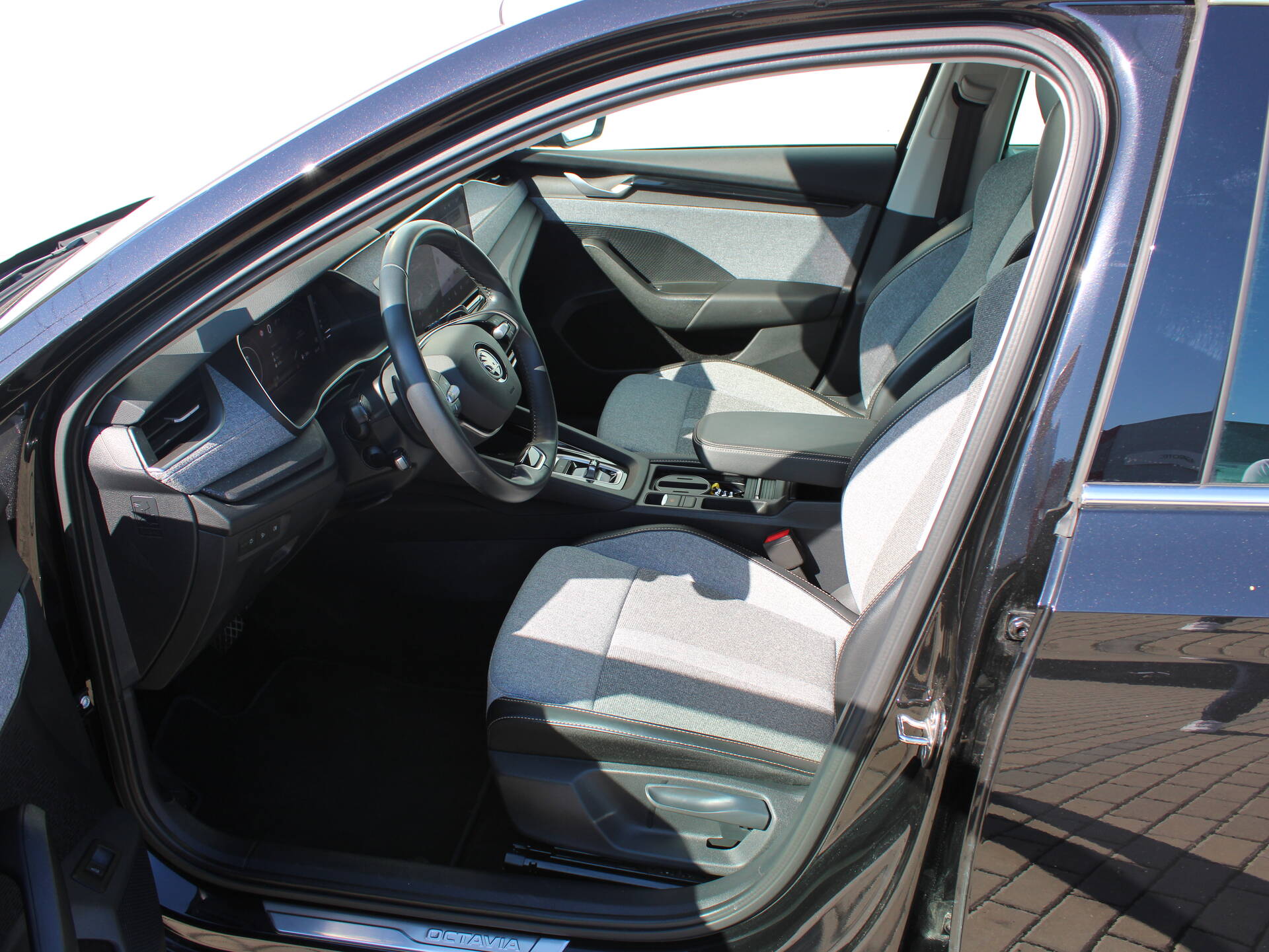 product-gallery-image