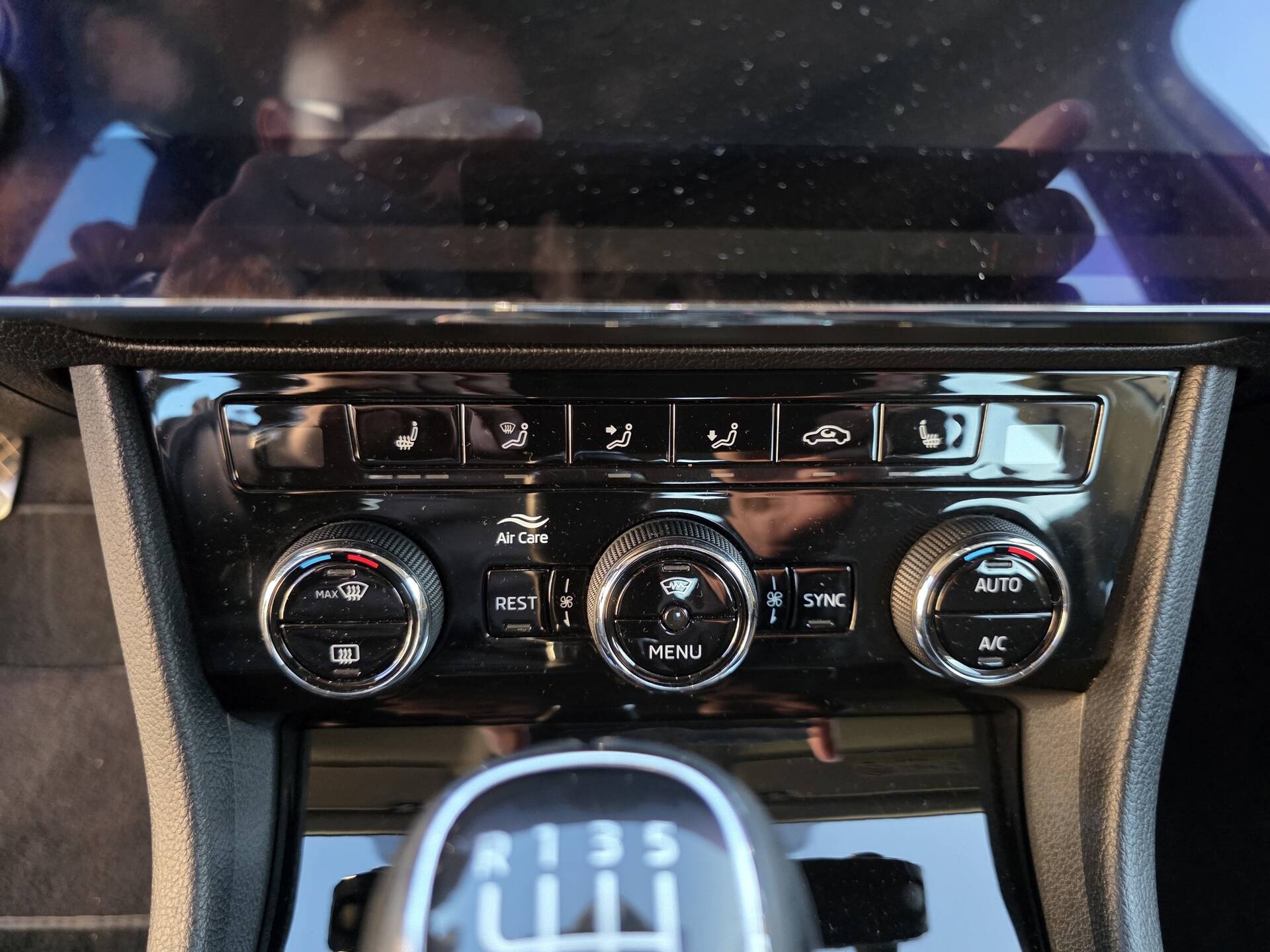 product-gallery-image