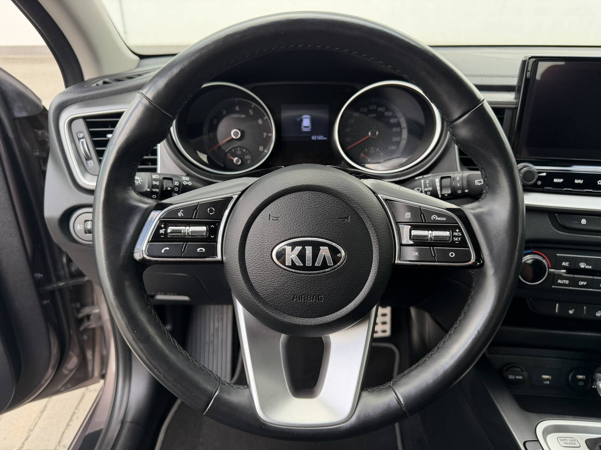 product-gallery-image