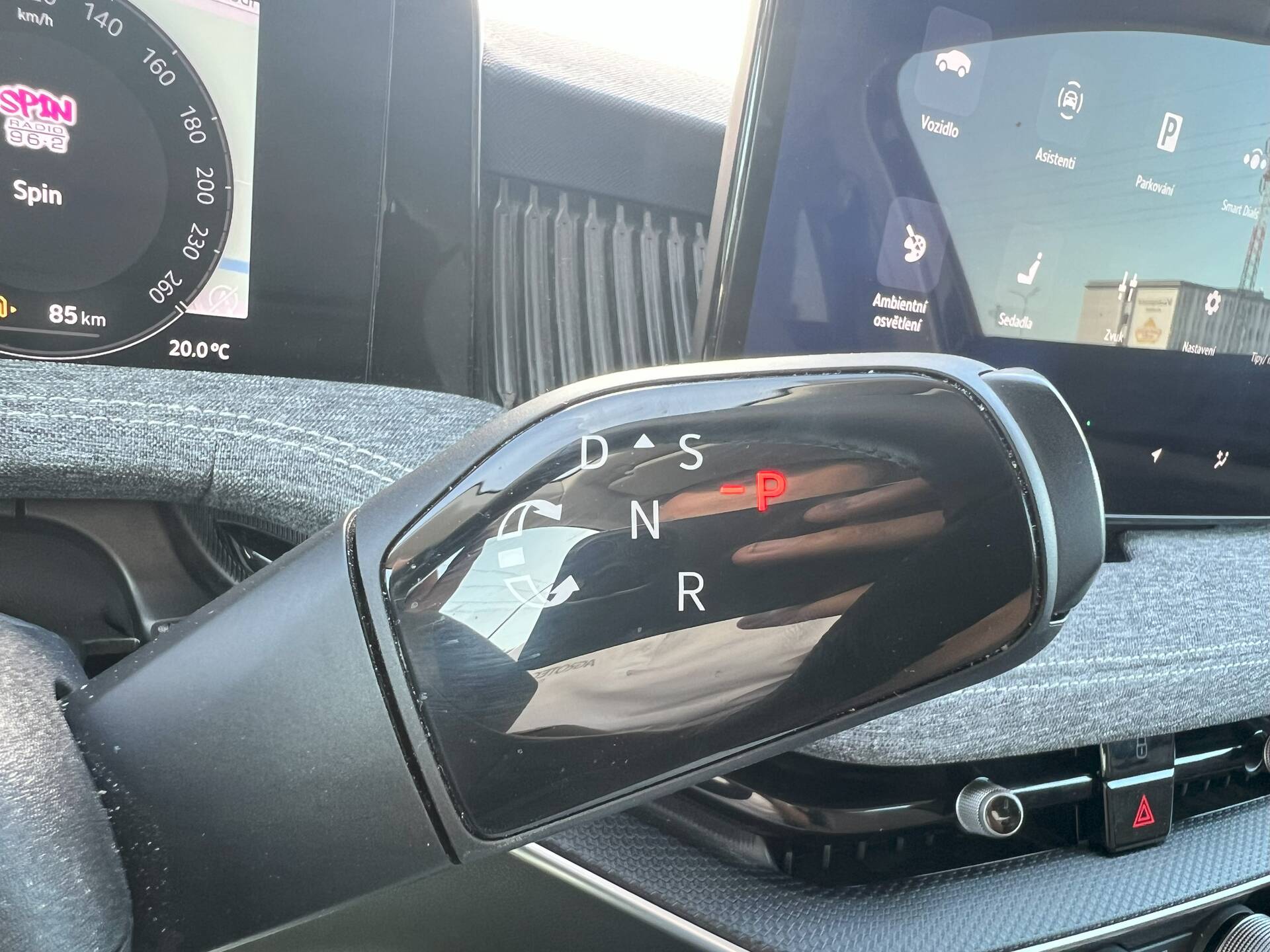 product-gallery-image