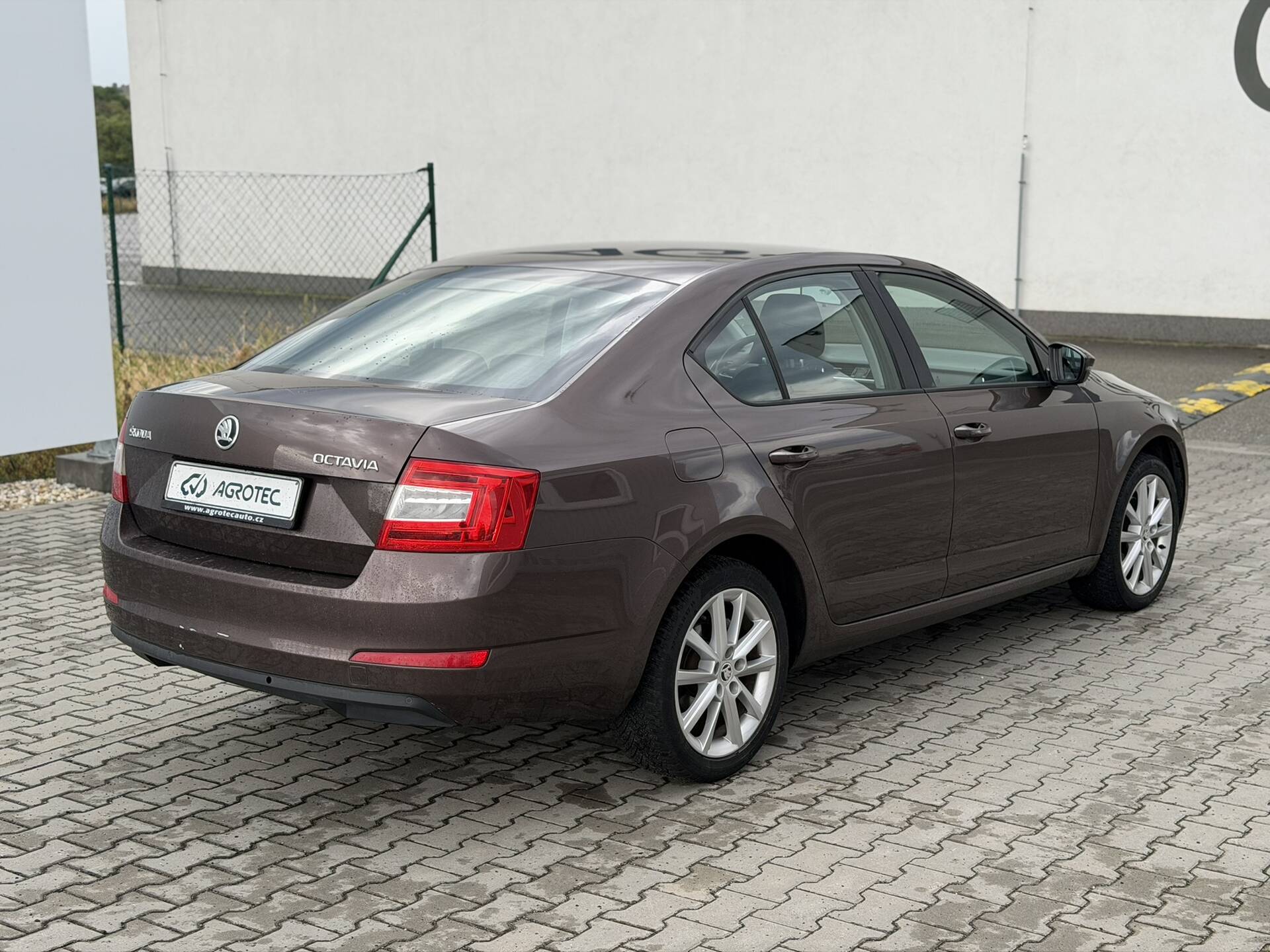 product-gallery-image