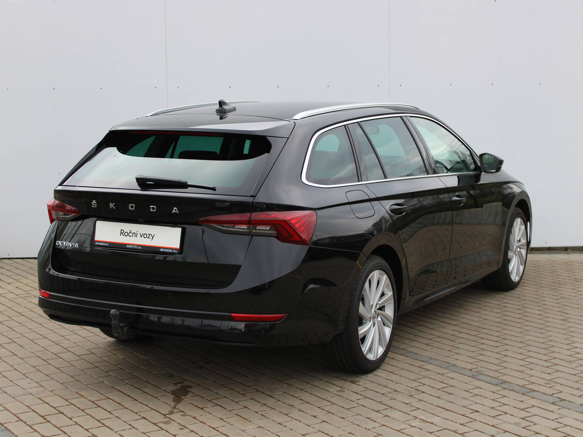 Skoda Octavia Combi 2.0 TDI 110kW DSG Style Combi