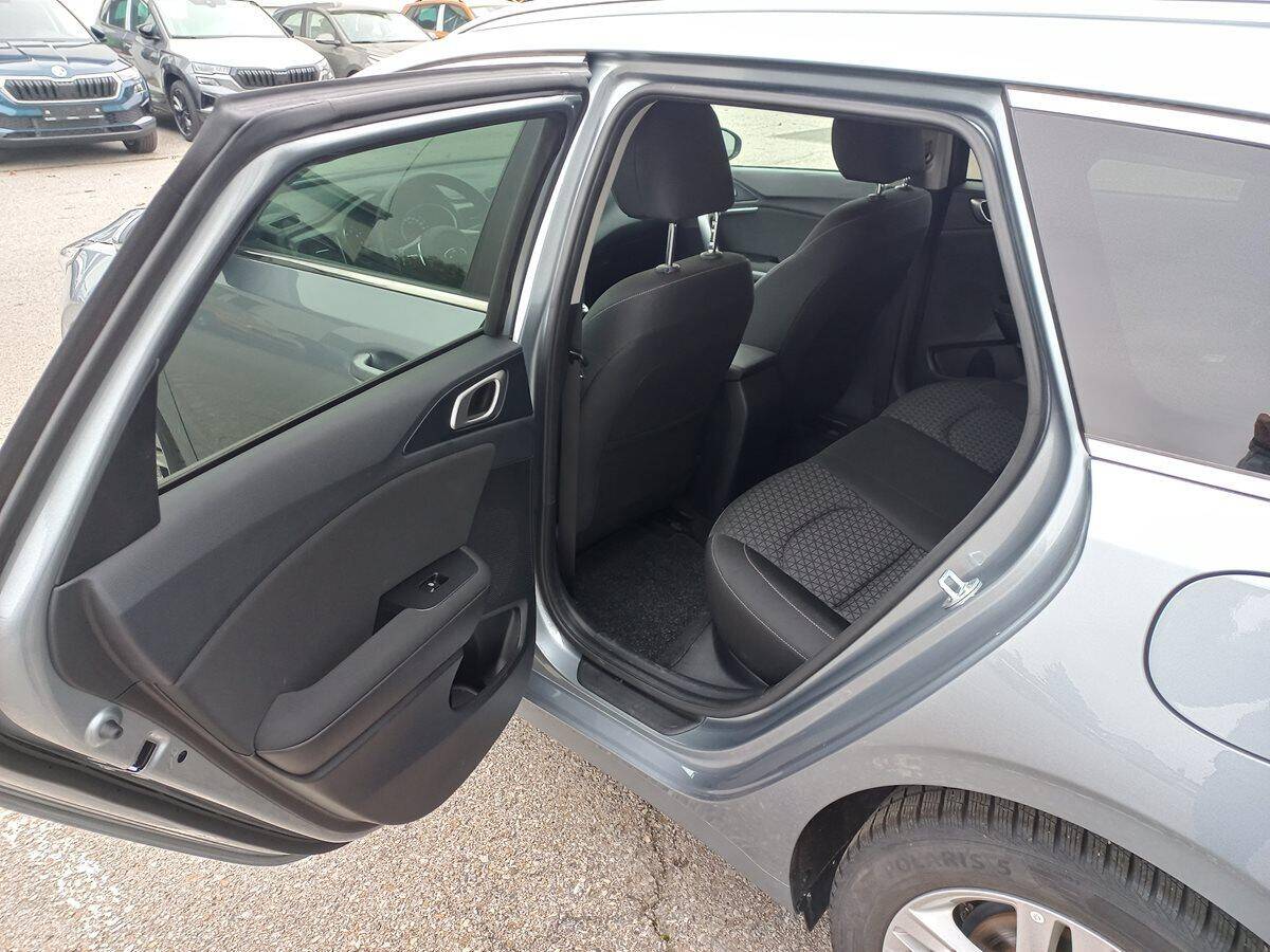 product-gallery-image