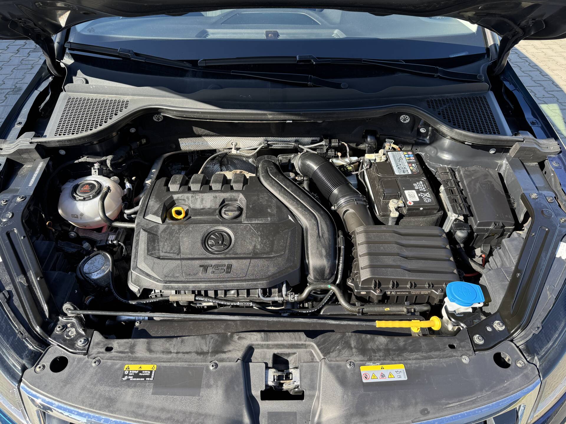 product-gallery-image