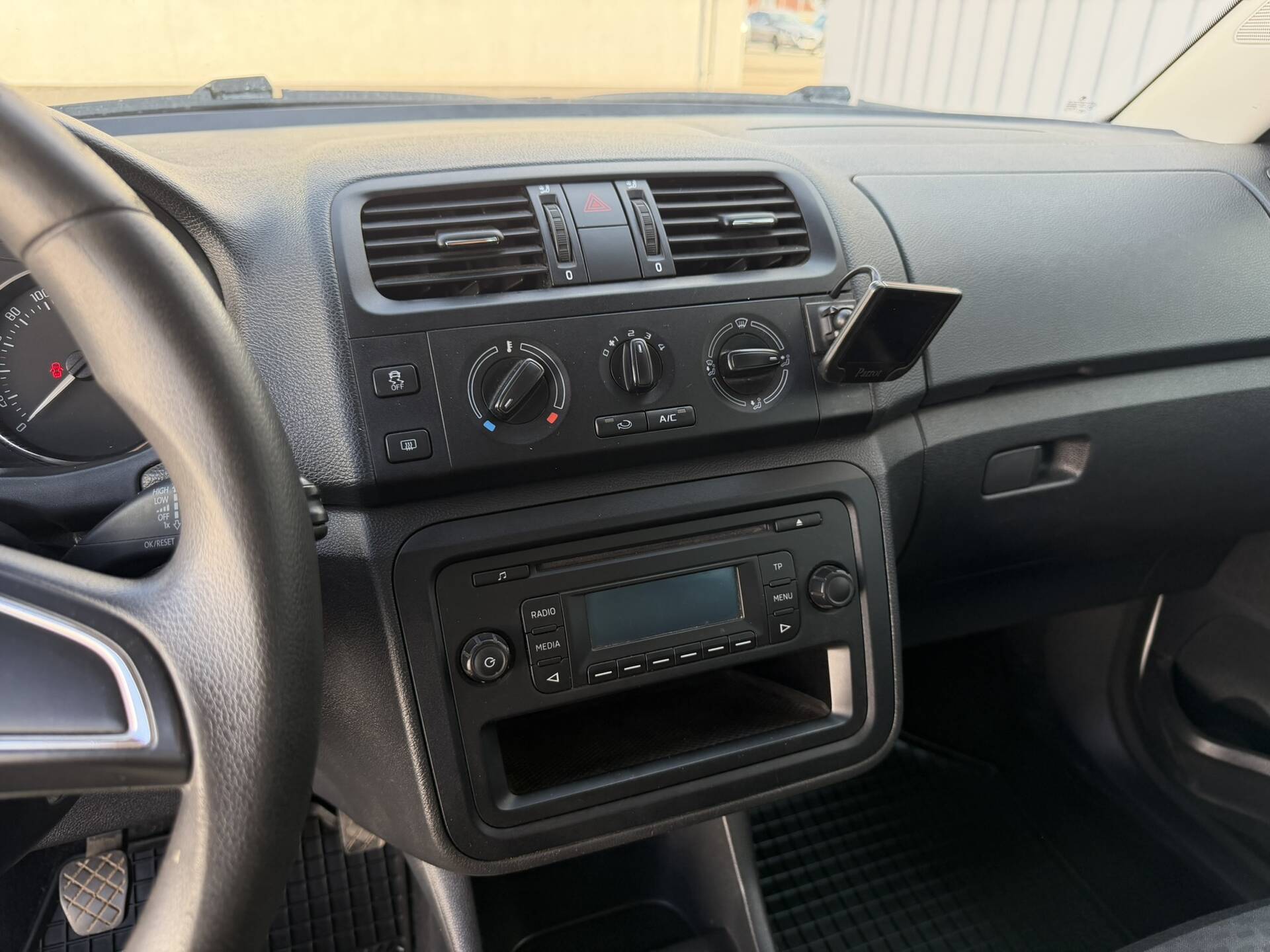 product-gallery-image