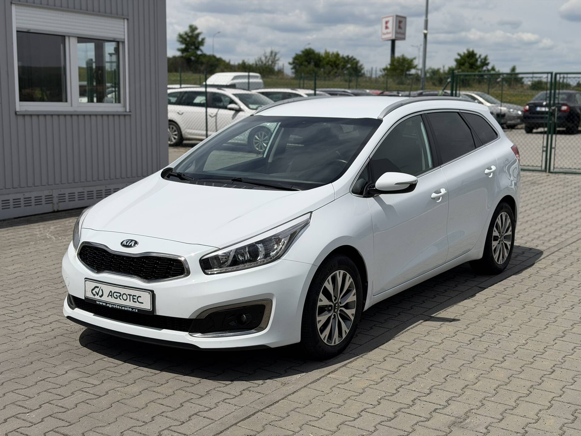 Kia Ceed 1.6 CRDi 100kW Exclusive SW