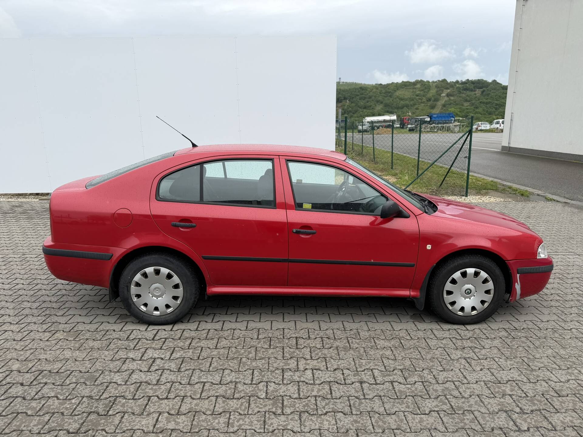 product-gallery-image