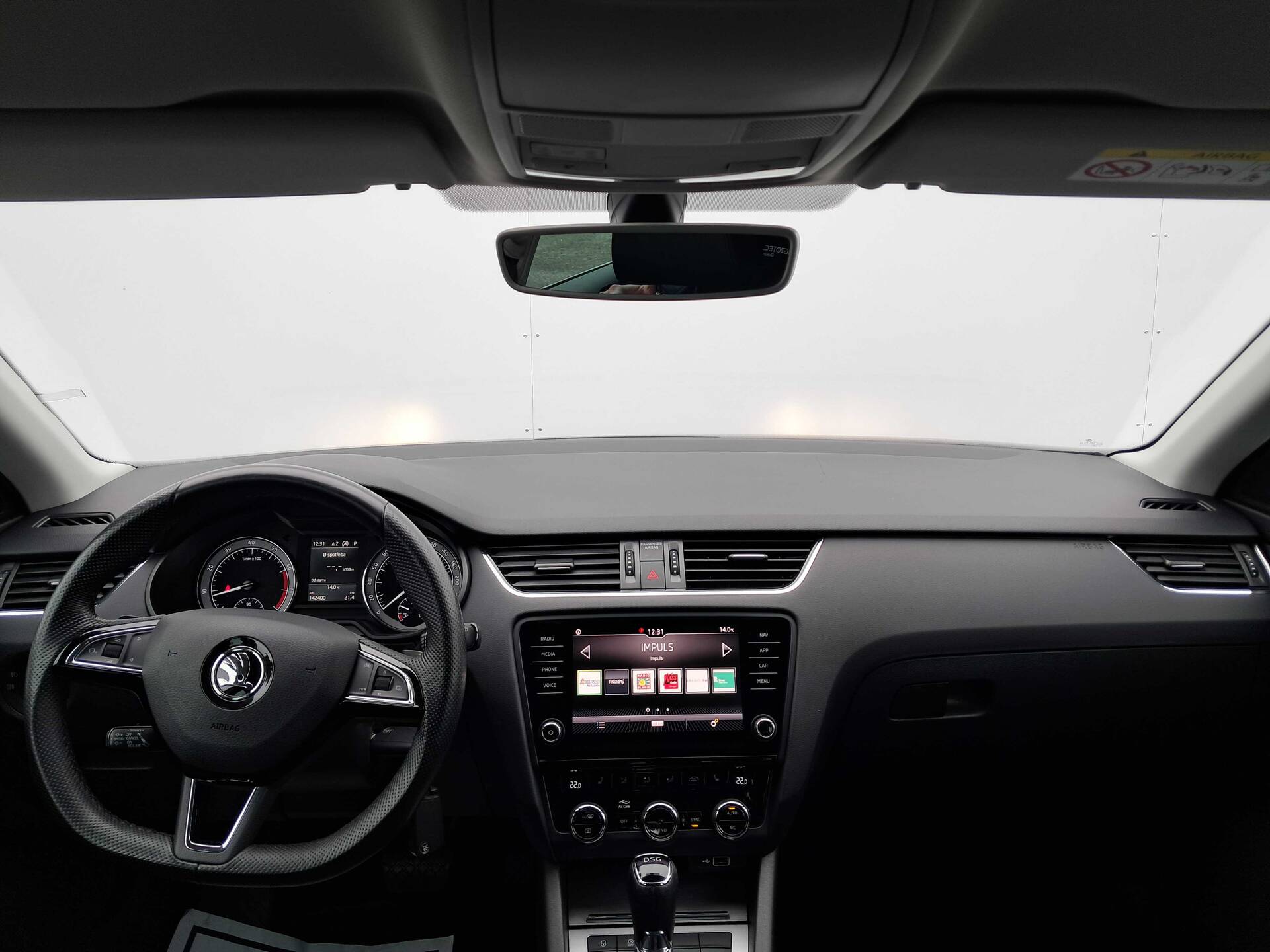 product-gallery-image