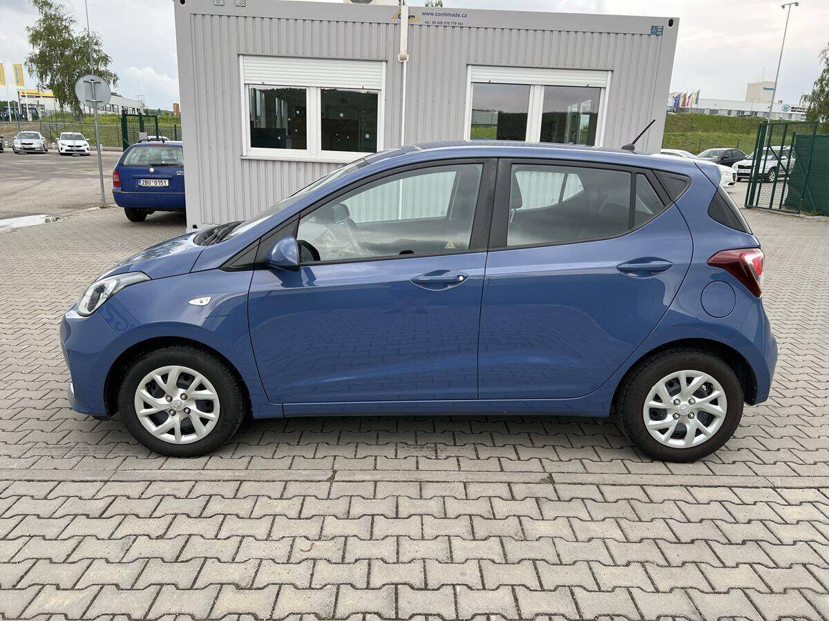 Hyundai i10 1.0i 49 kW Family+