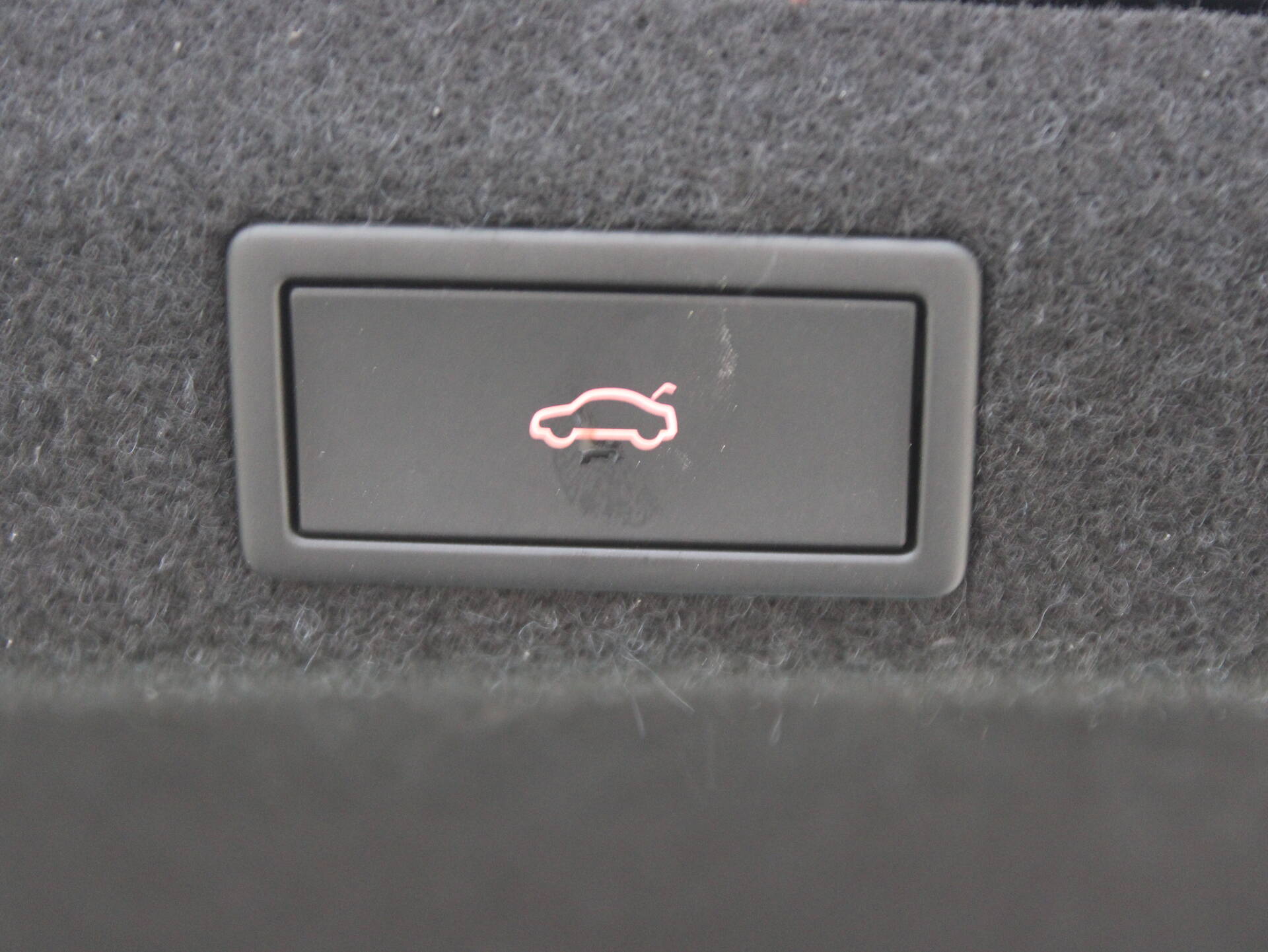 product-gallery-image