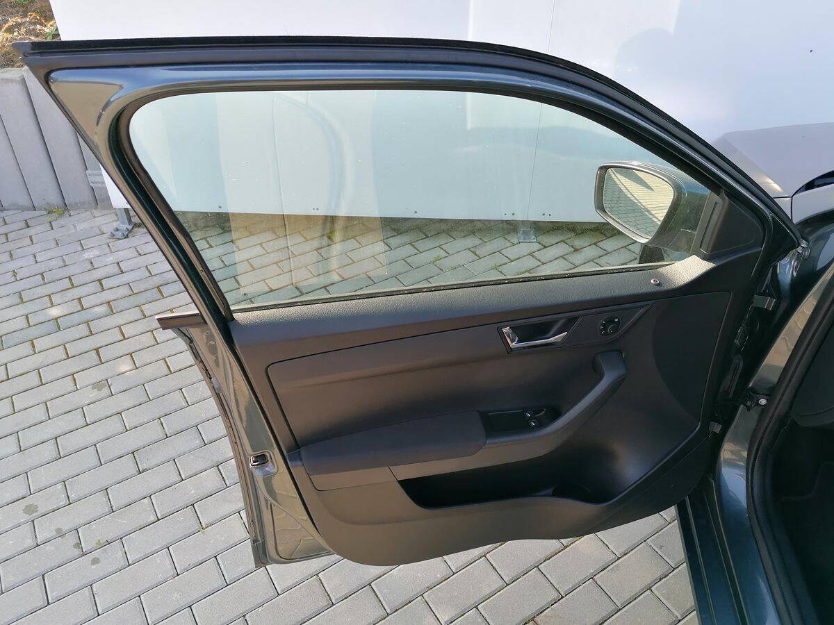 product-gallery-image