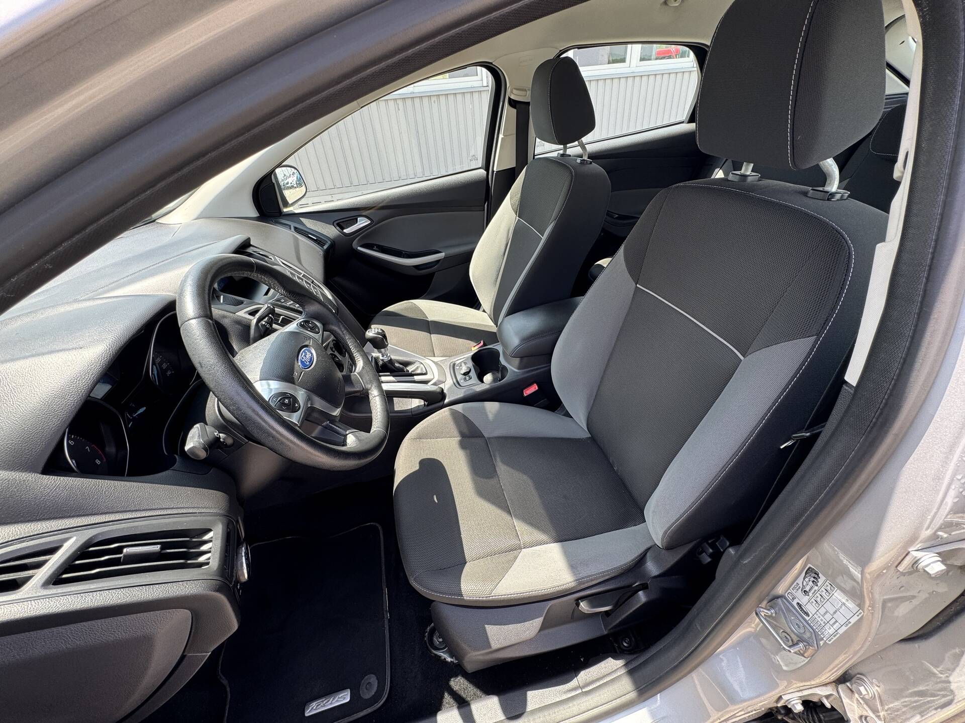 product-gallery-image