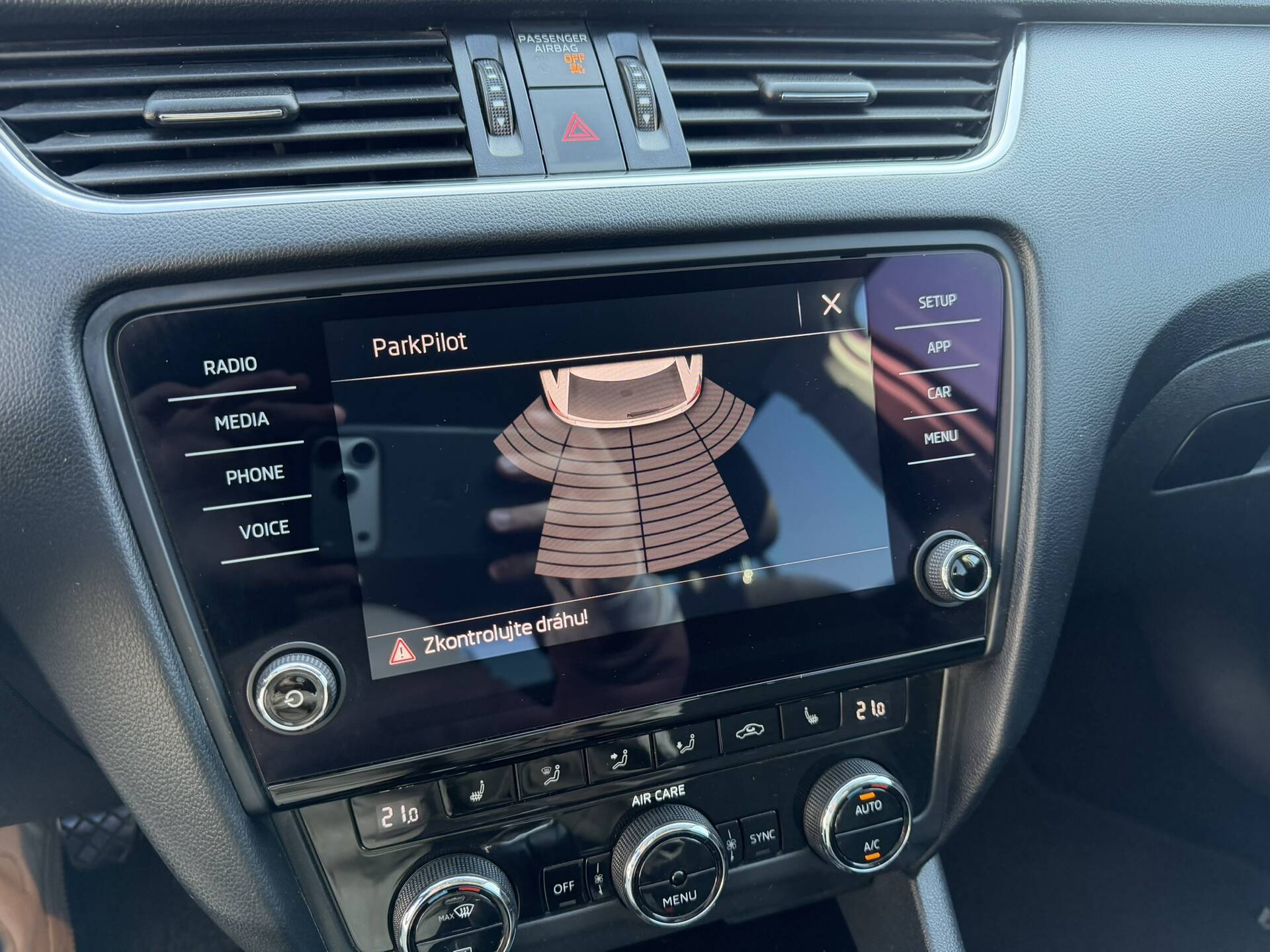 product-gallery-image