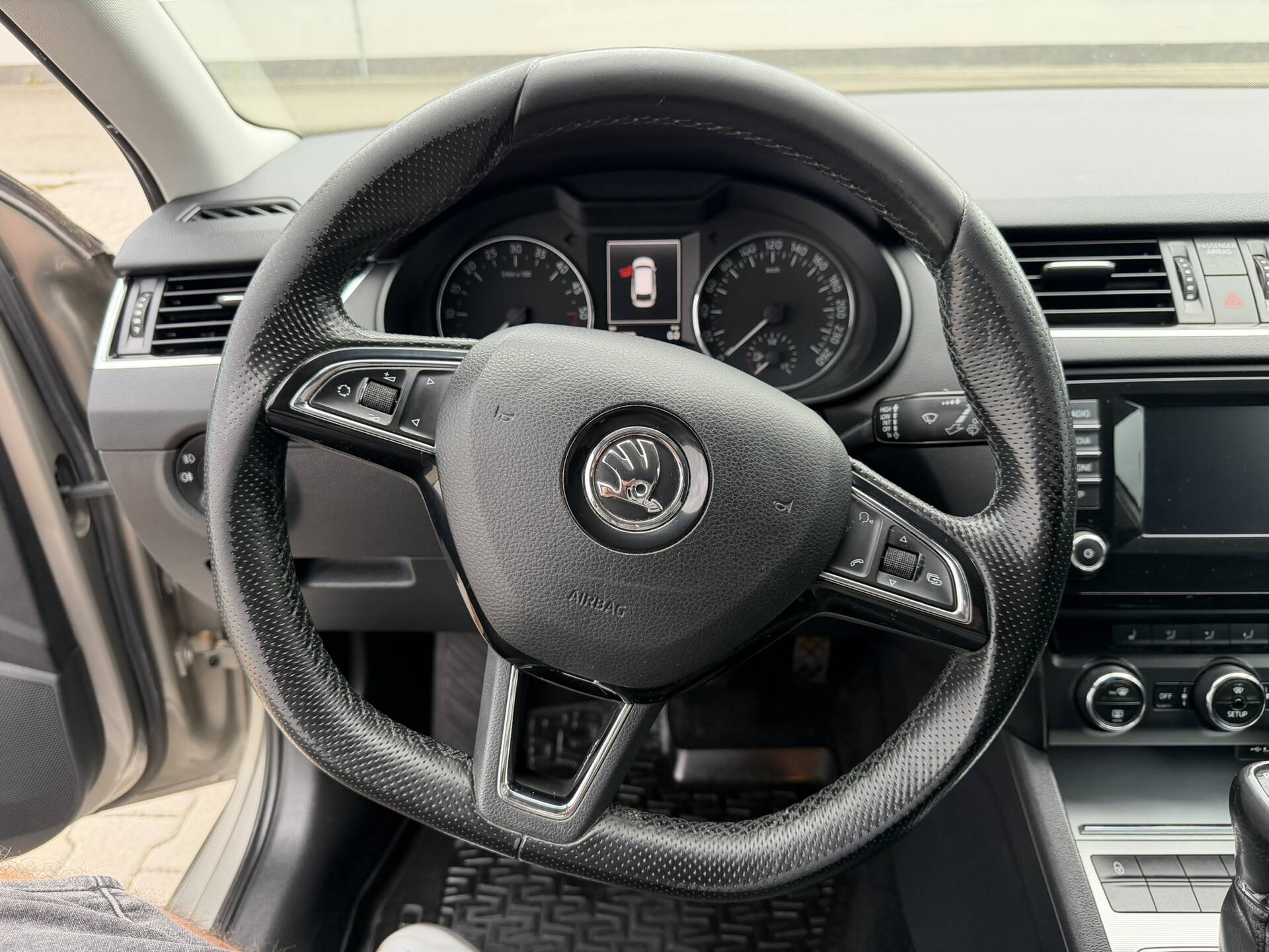 product-gallery-image