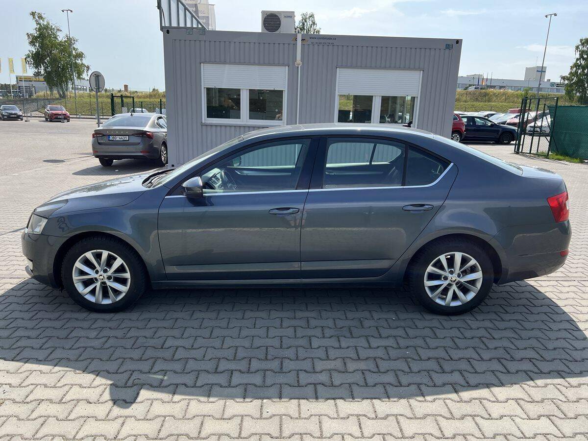 Škoda Octavia 1.6 TDI 77 kW Elegance