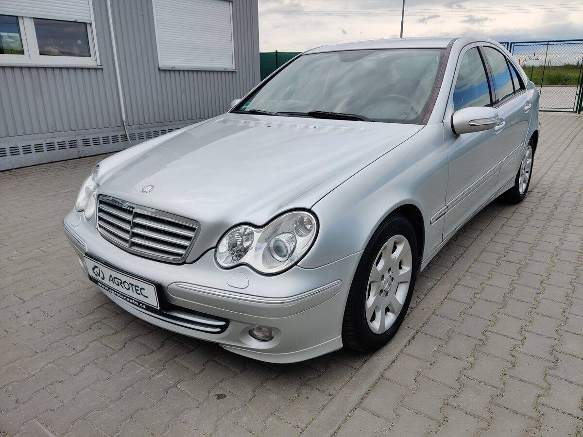 Mercedes-Benz Třídy C 220 CDI 110 kW Elegance