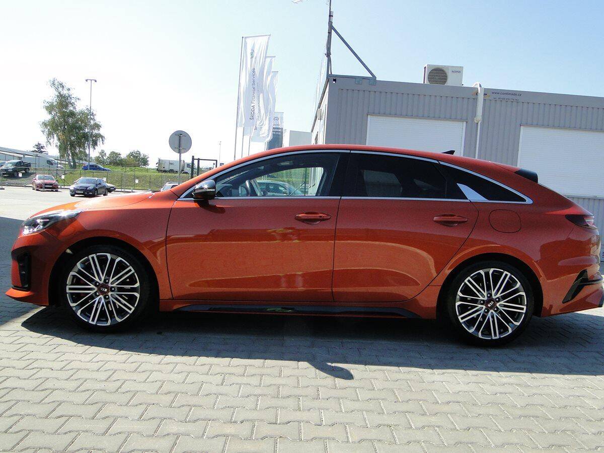 Kia ProCeed 1.6T-GDI 150kW GT