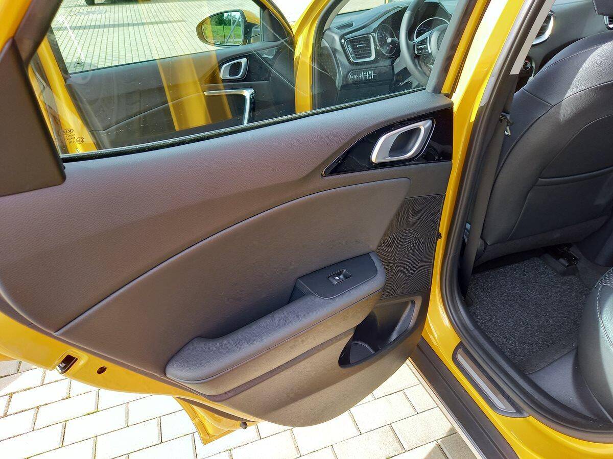 product-gallery-image