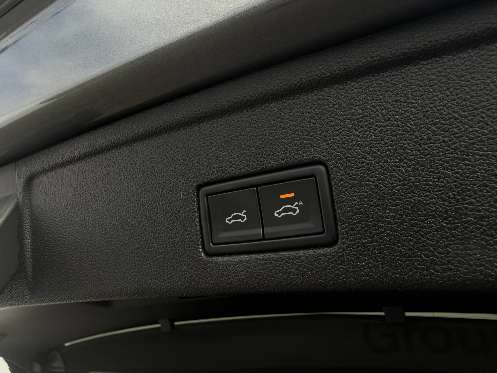 product-gallery-image