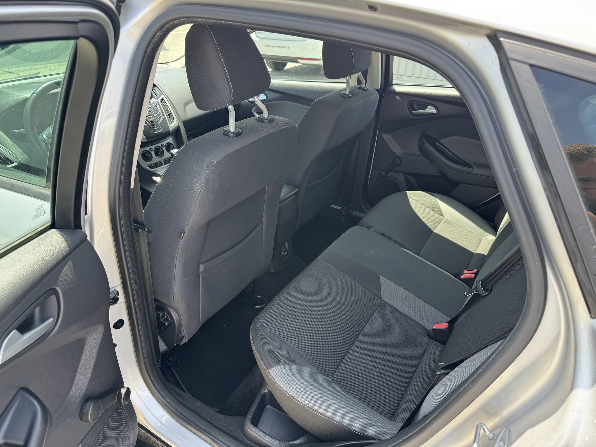 product-gallery-image