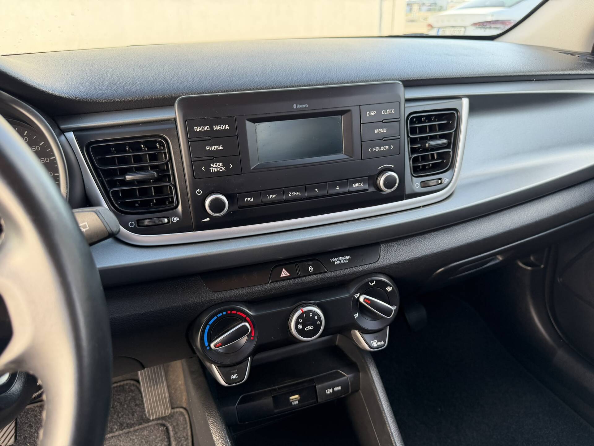 product-gallery-image
