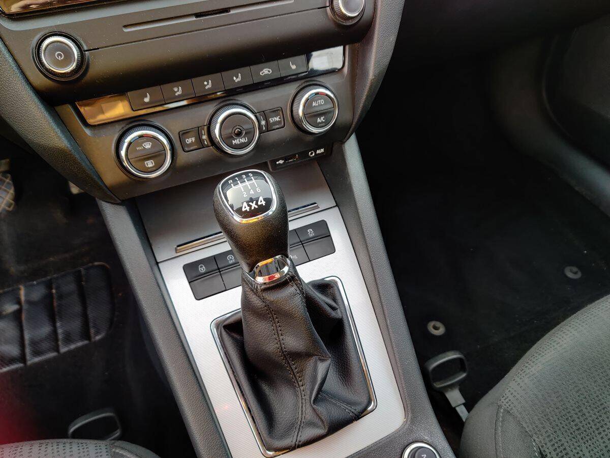 product-gallery-image