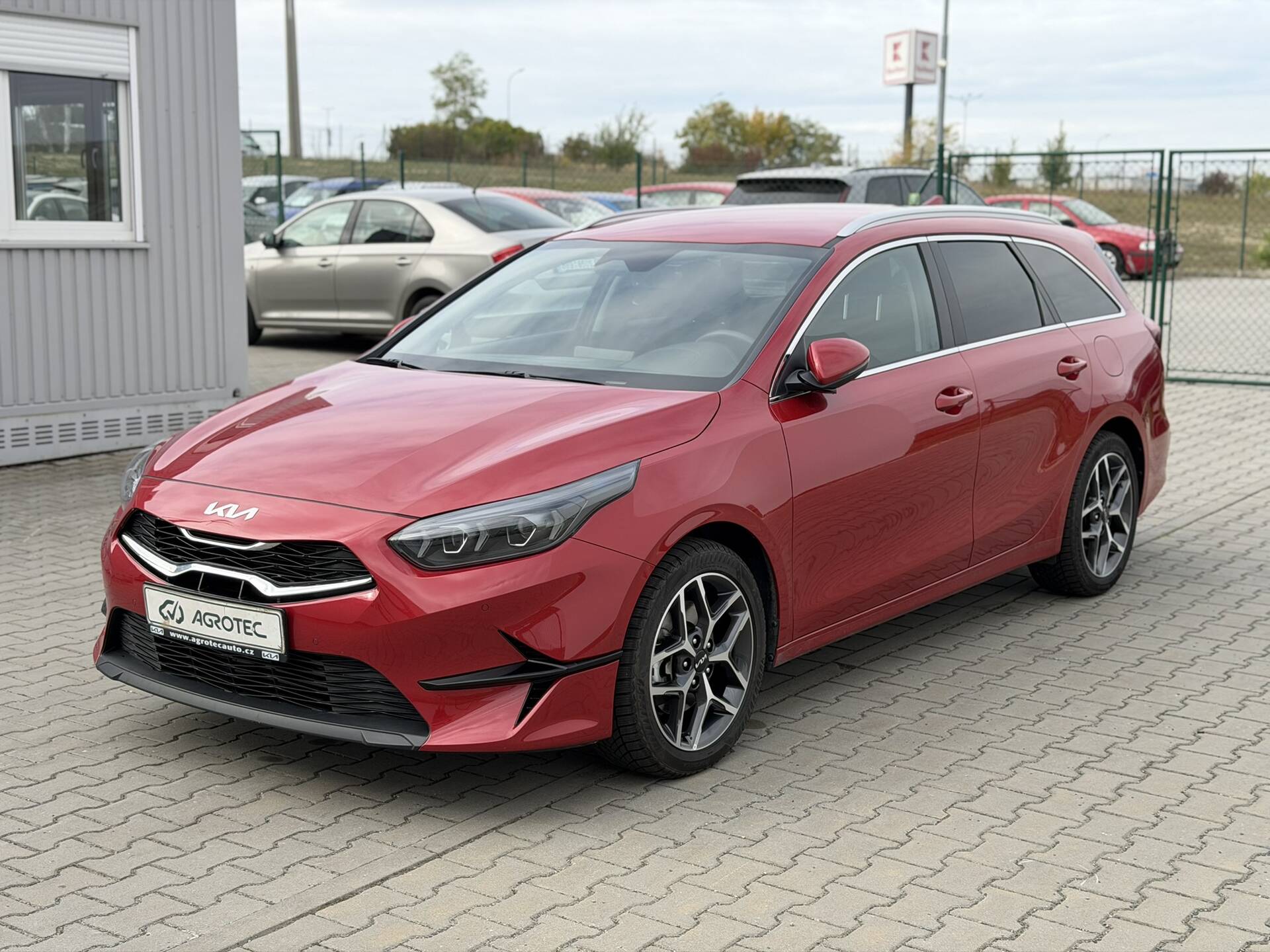 Kia Ceed 1.5 T-GDI 103kW Top SW DCT