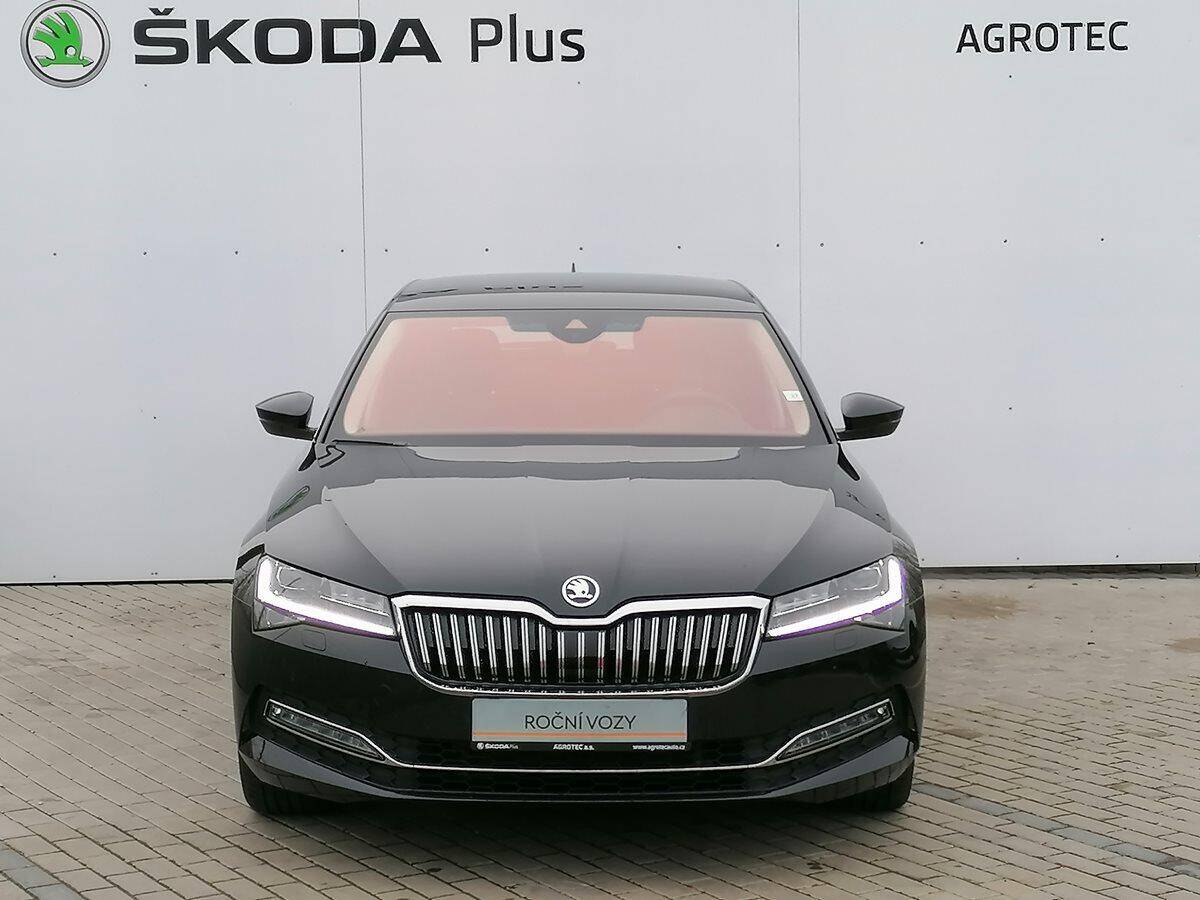 Škoda Superb 2,0TDI 110kW 7AP Style Plus