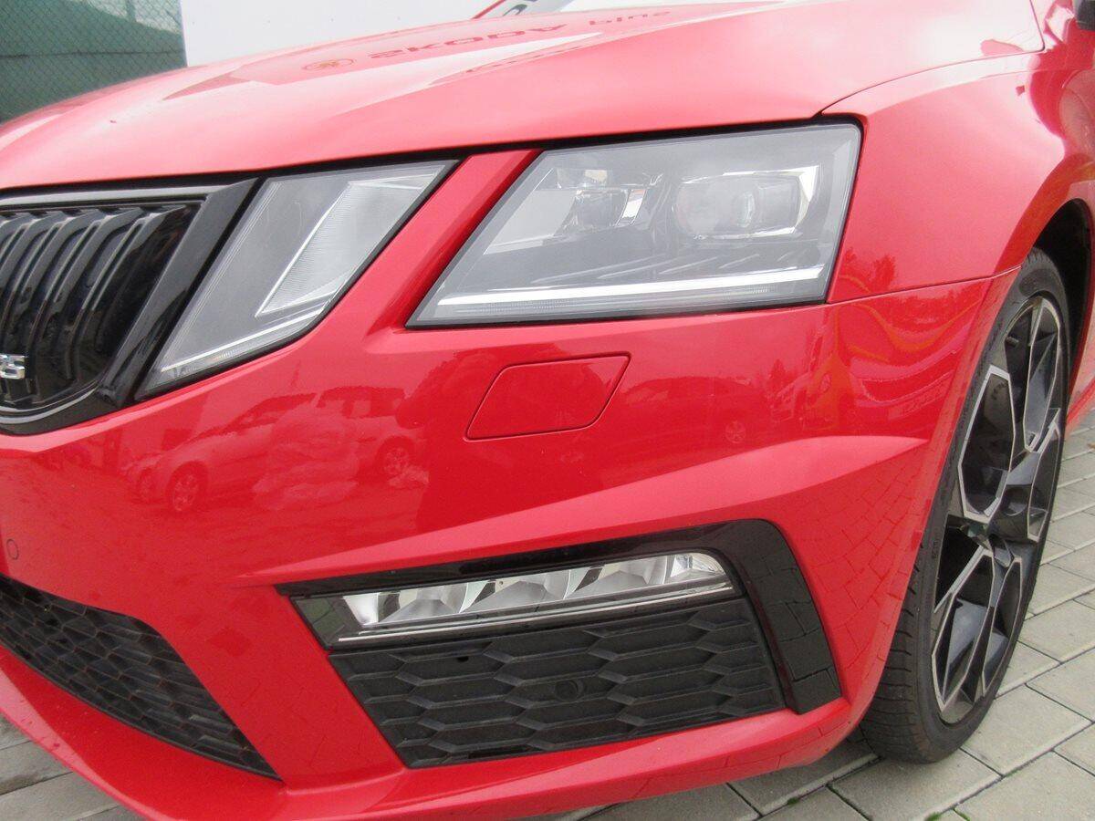 Škoda Octavia 2,0 TSI 180 kW RS245 DSG
