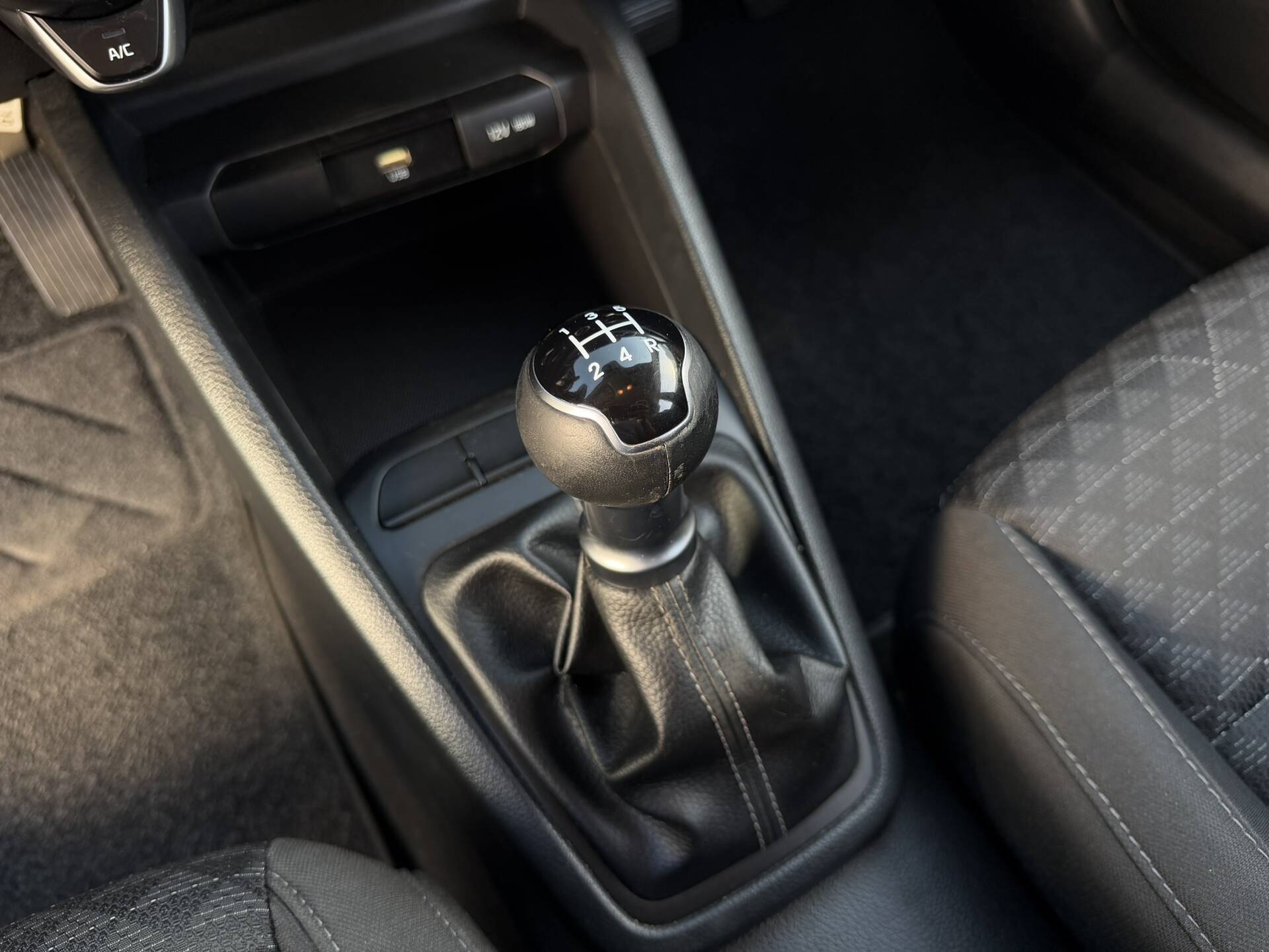 product-gallery-image