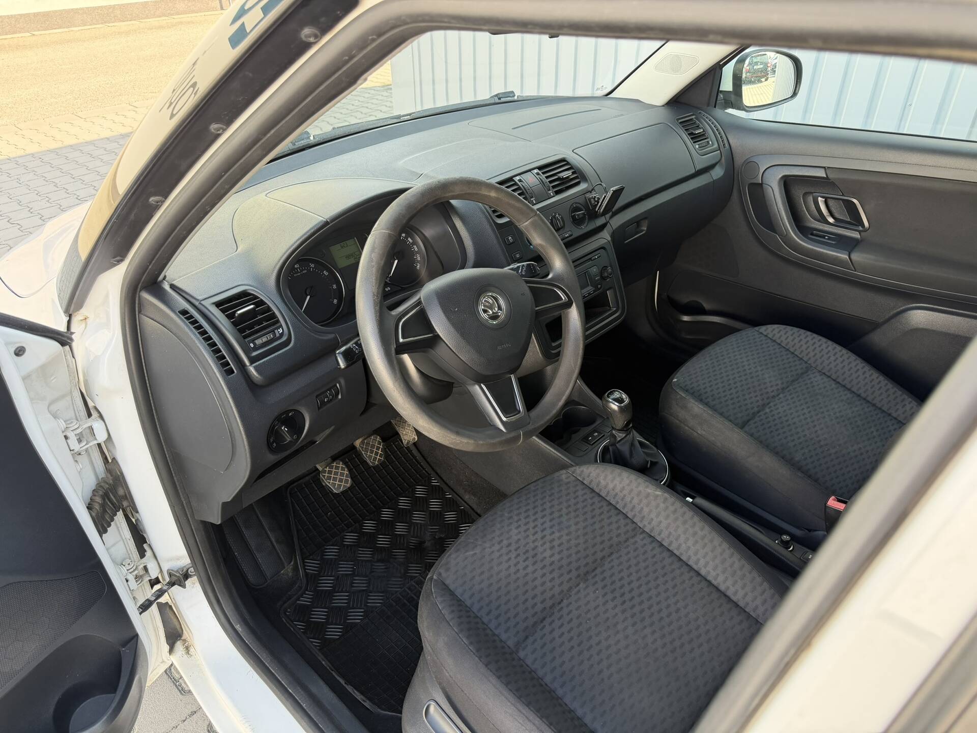 product-gallery-image