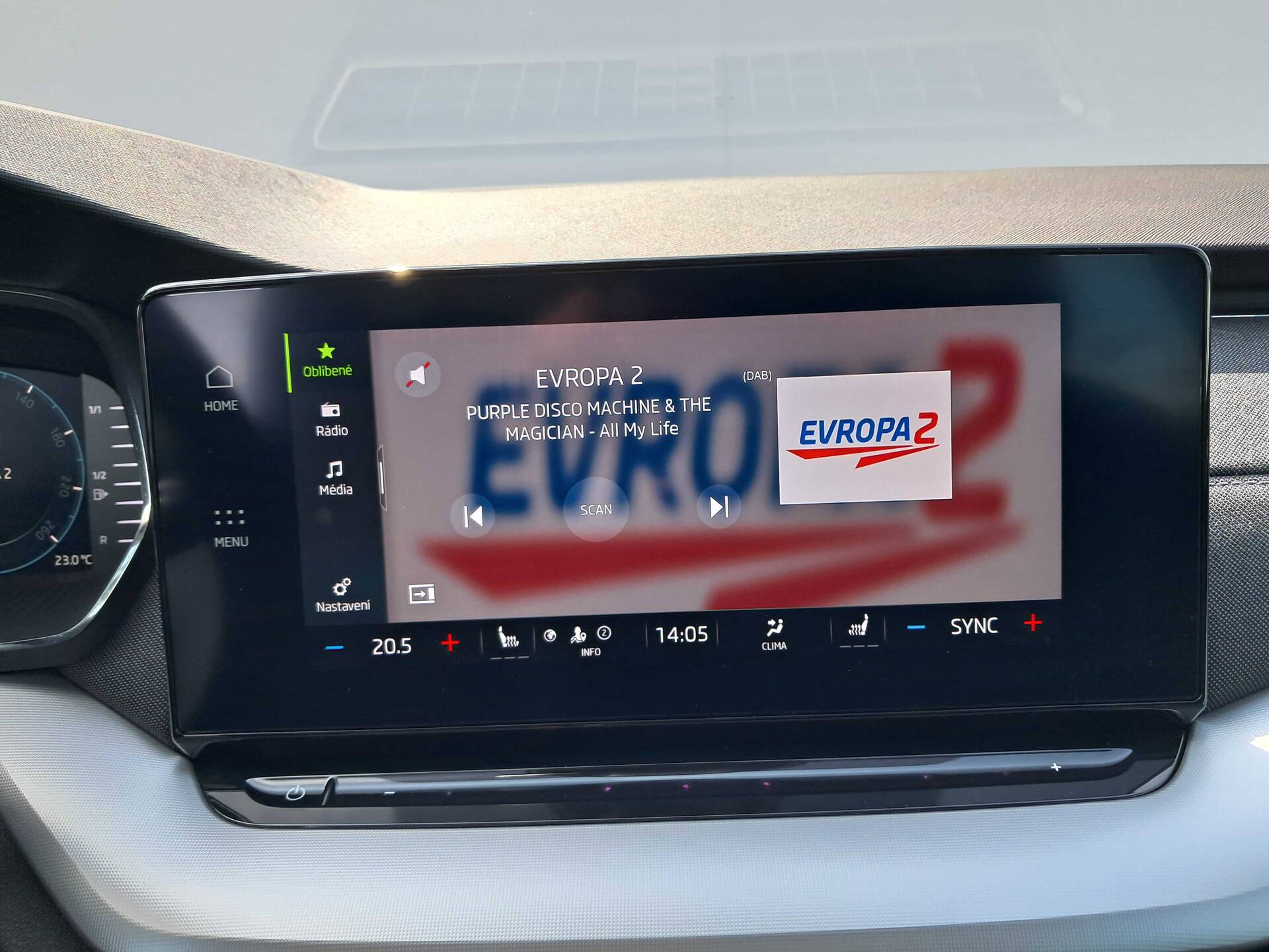 product-gallery-image