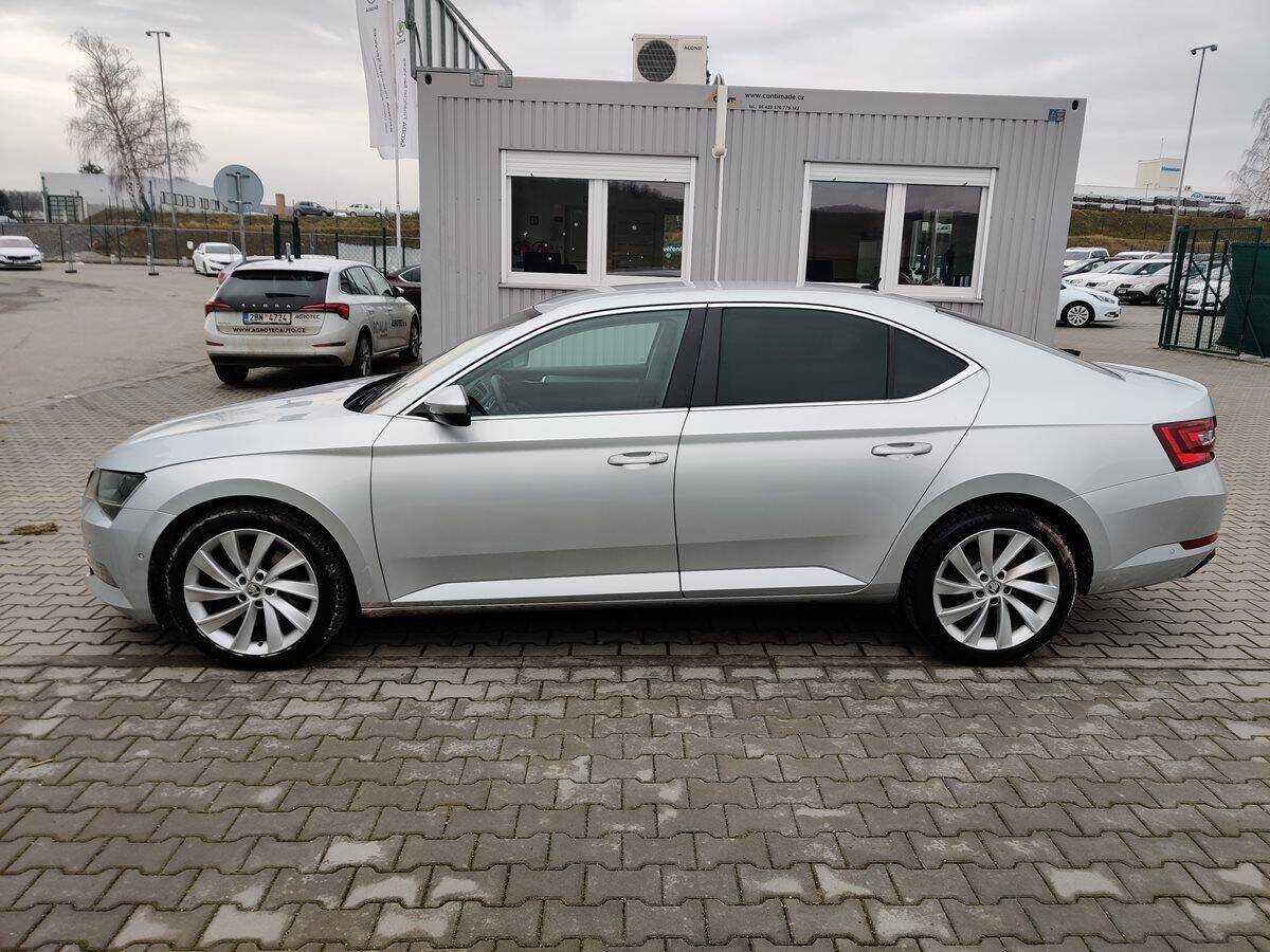 Škoda Superb 2.0 TDI 140kW Style DSG