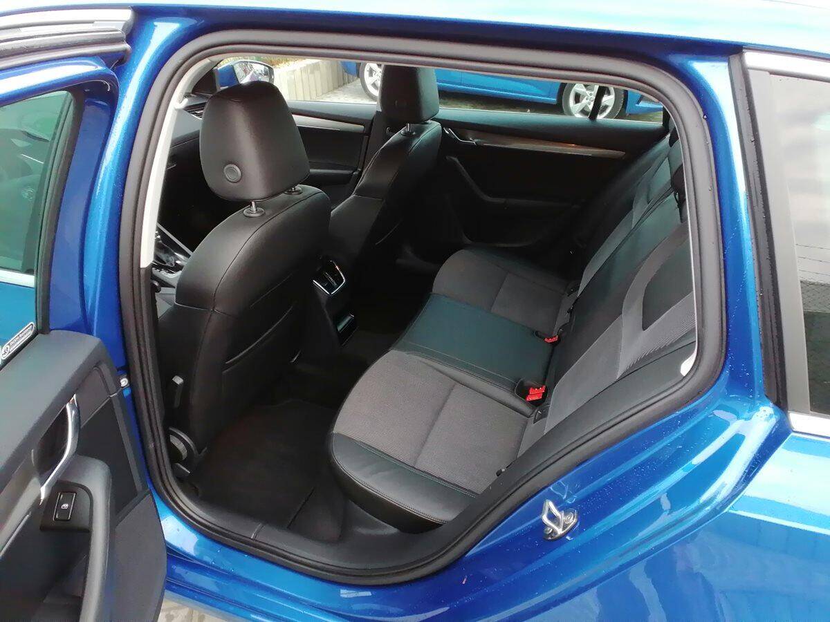 product-gallery-image