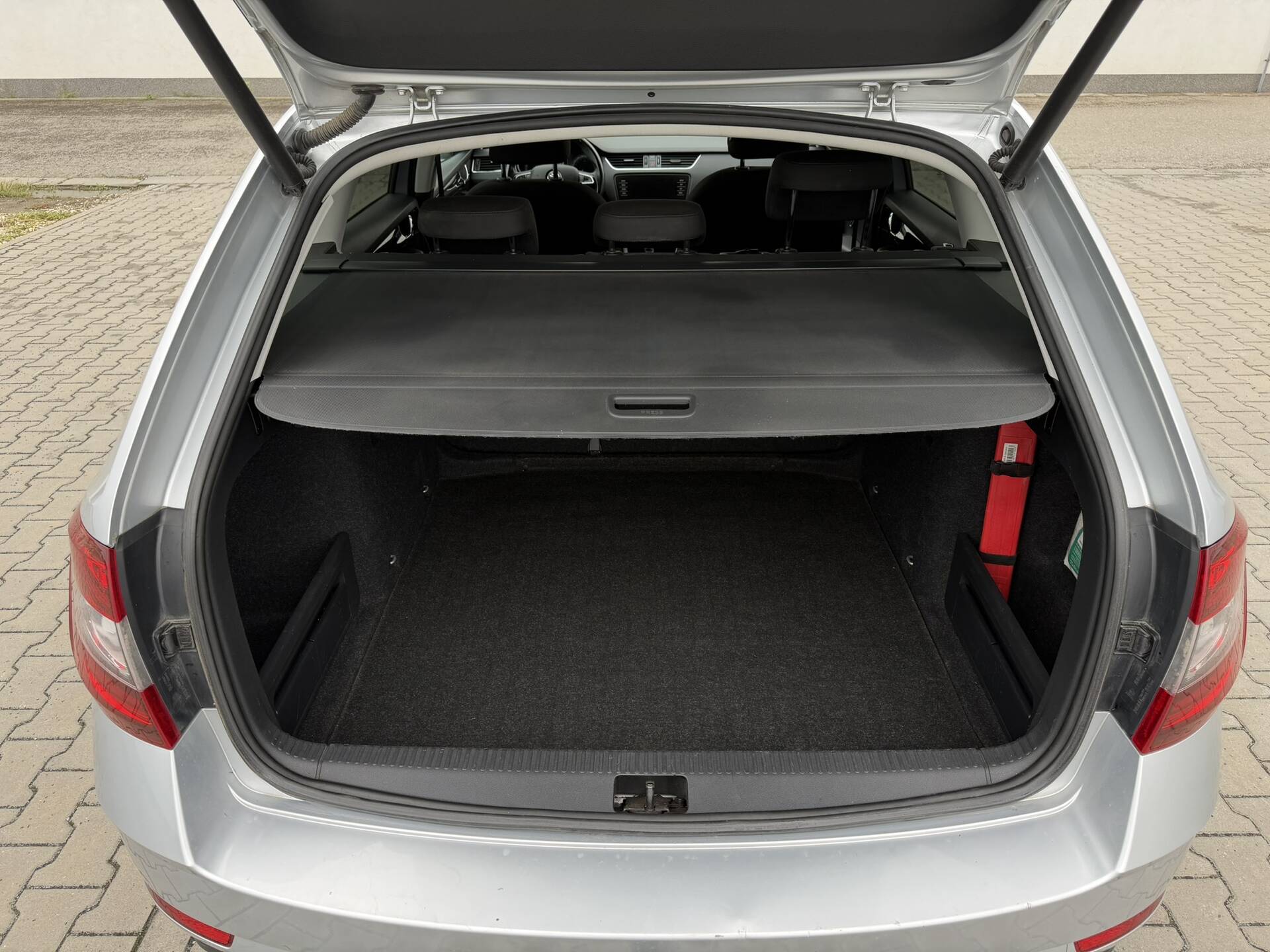 product-gallery-image