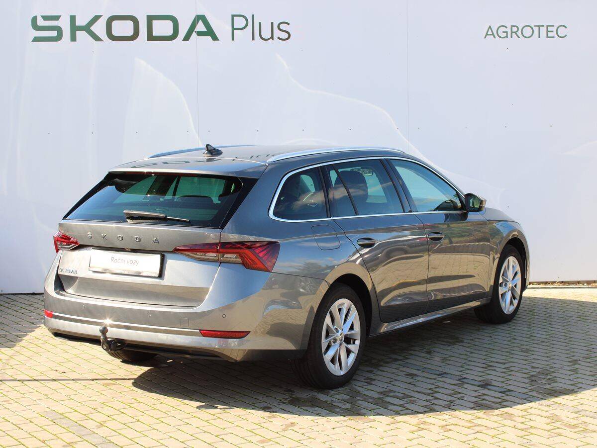 Škoda Octavia 2.0 TDI 110kW DSG Style Combi