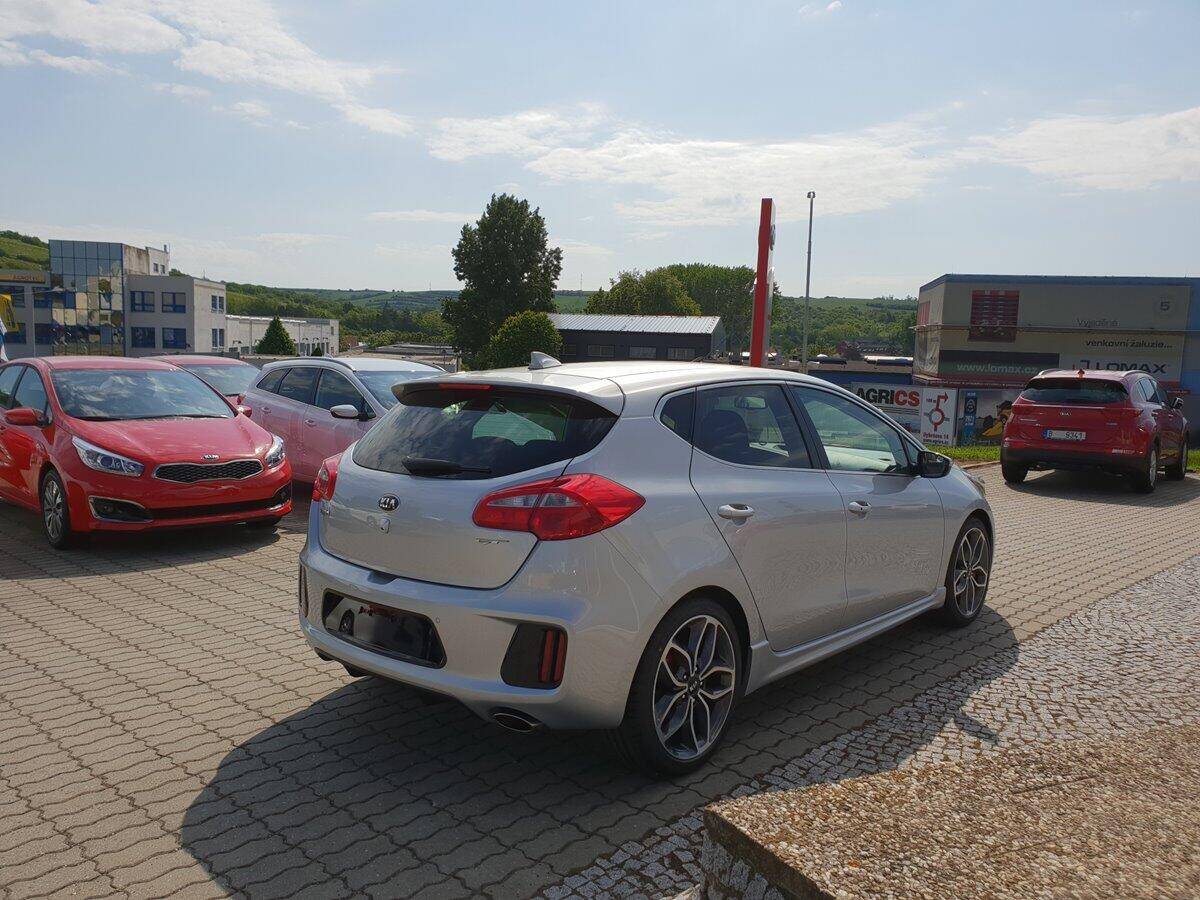 Kia Cee'd 1.6 T-GDI 150 kW 