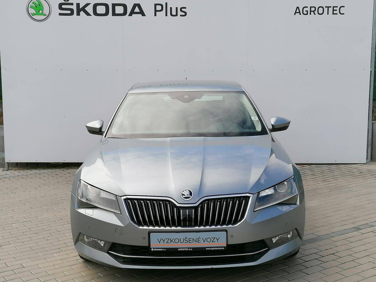 Škoda Superb 2,0TDI 140kW DSG Style