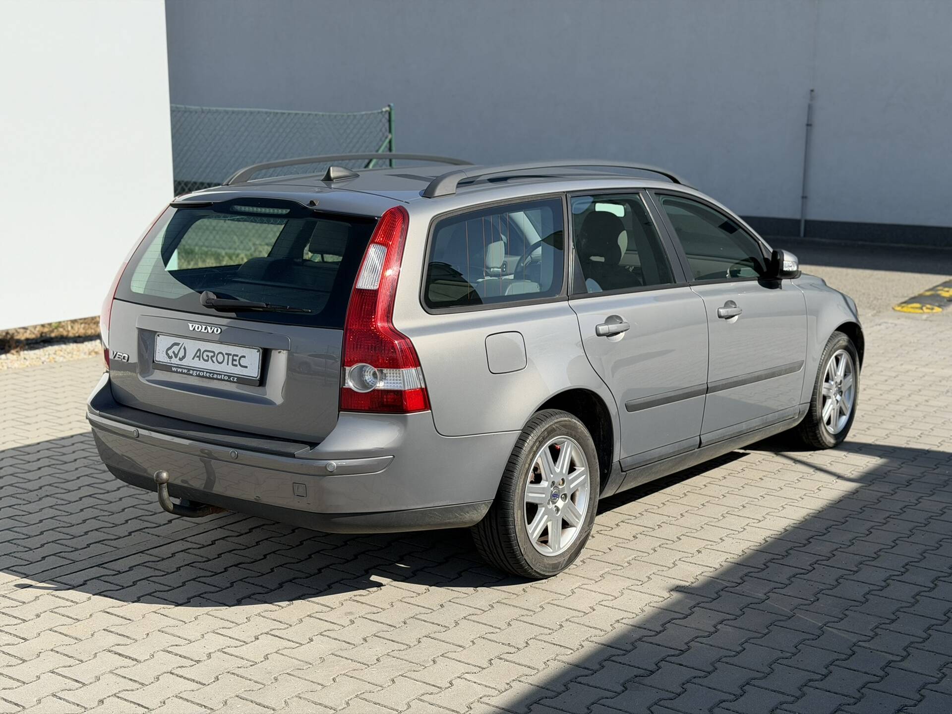 product-gallery-image