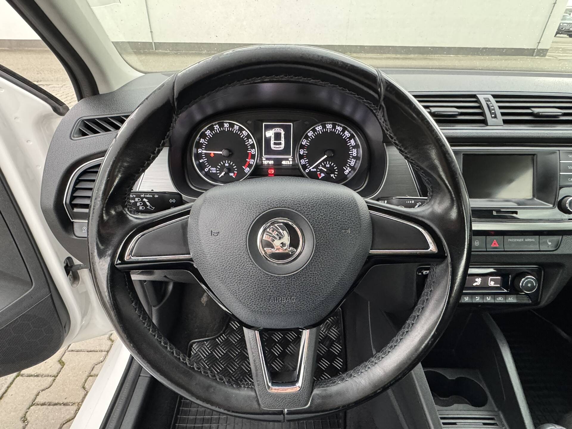 product-gallery-image