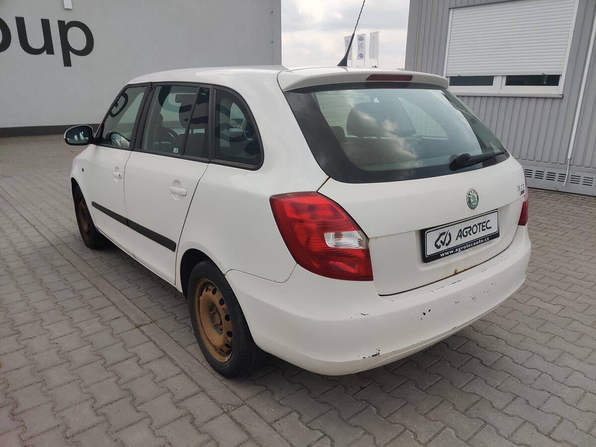 Škoda Fabia 1.2 HTP 51kW Ambiente Combi