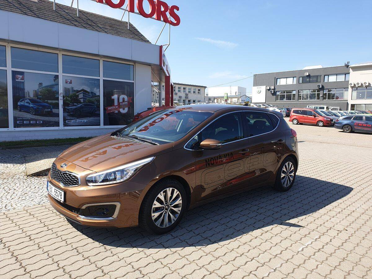 Kia Cee'd 1.6 CRDi 100 kW TOP