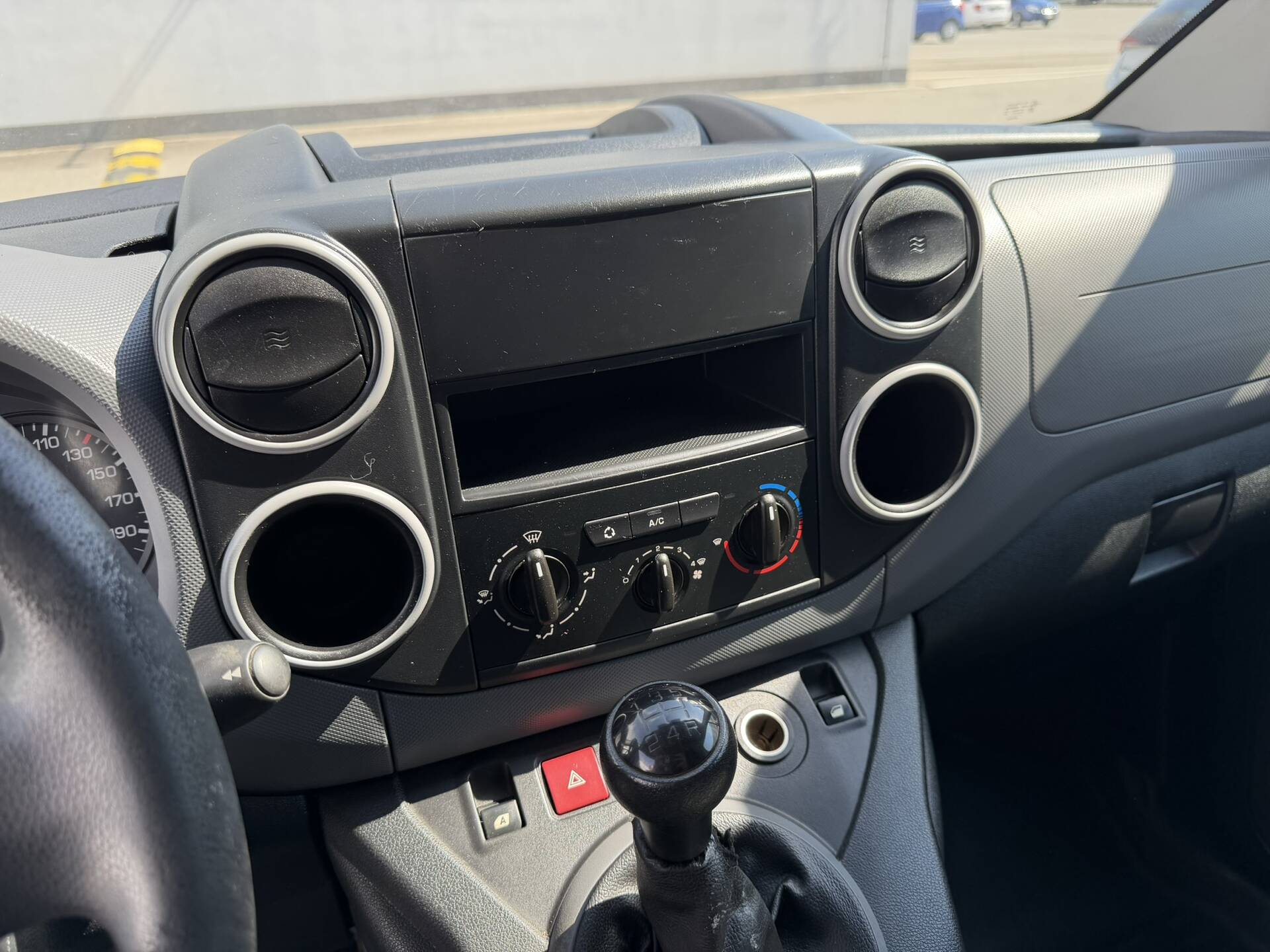 product-gallery-image