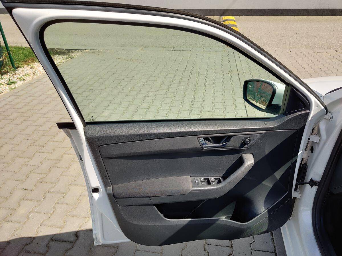 product-gallery-image